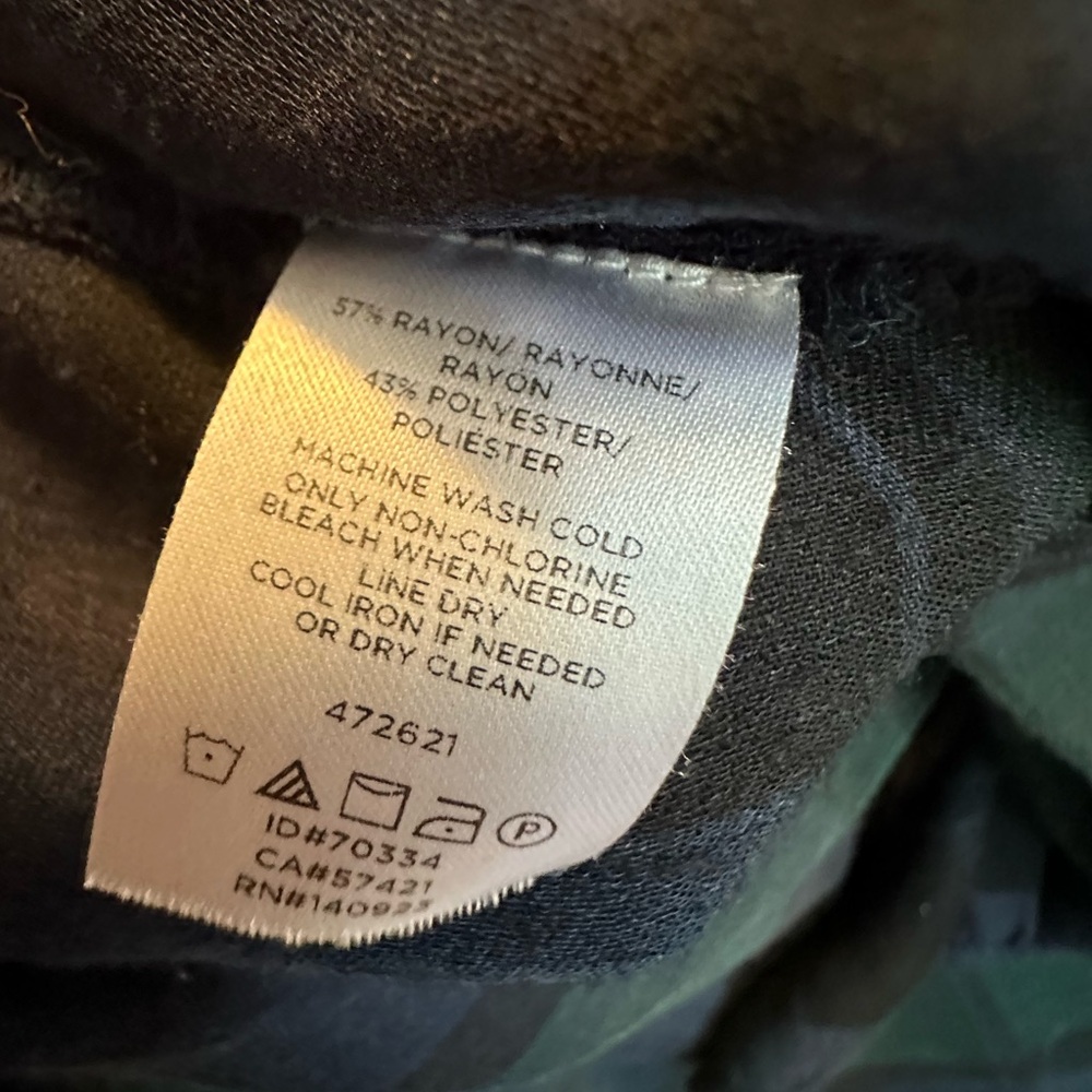 LOFT Green and Blue Plaid Button-Down Shirt - Picture 7 of 7